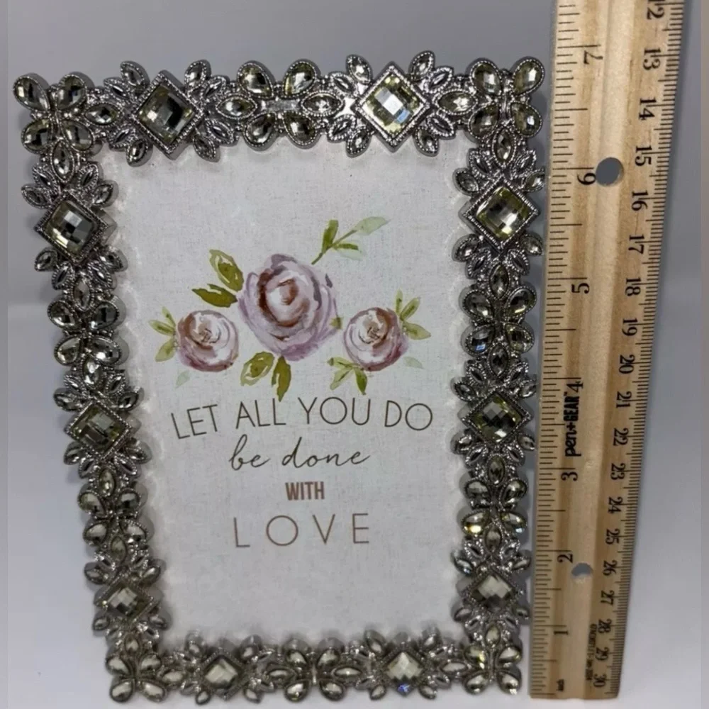 Luxe Collection Picture Photo 4 x 6 Frame NEW with Tags Silver Clear Crystals